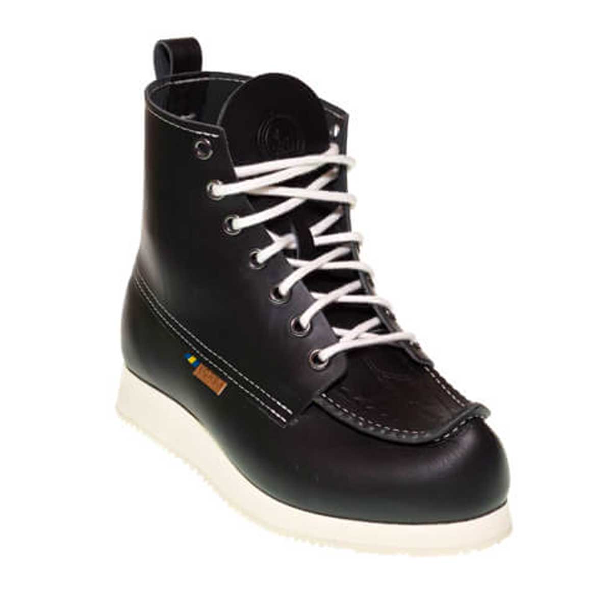 scandinavian winter boots snotass